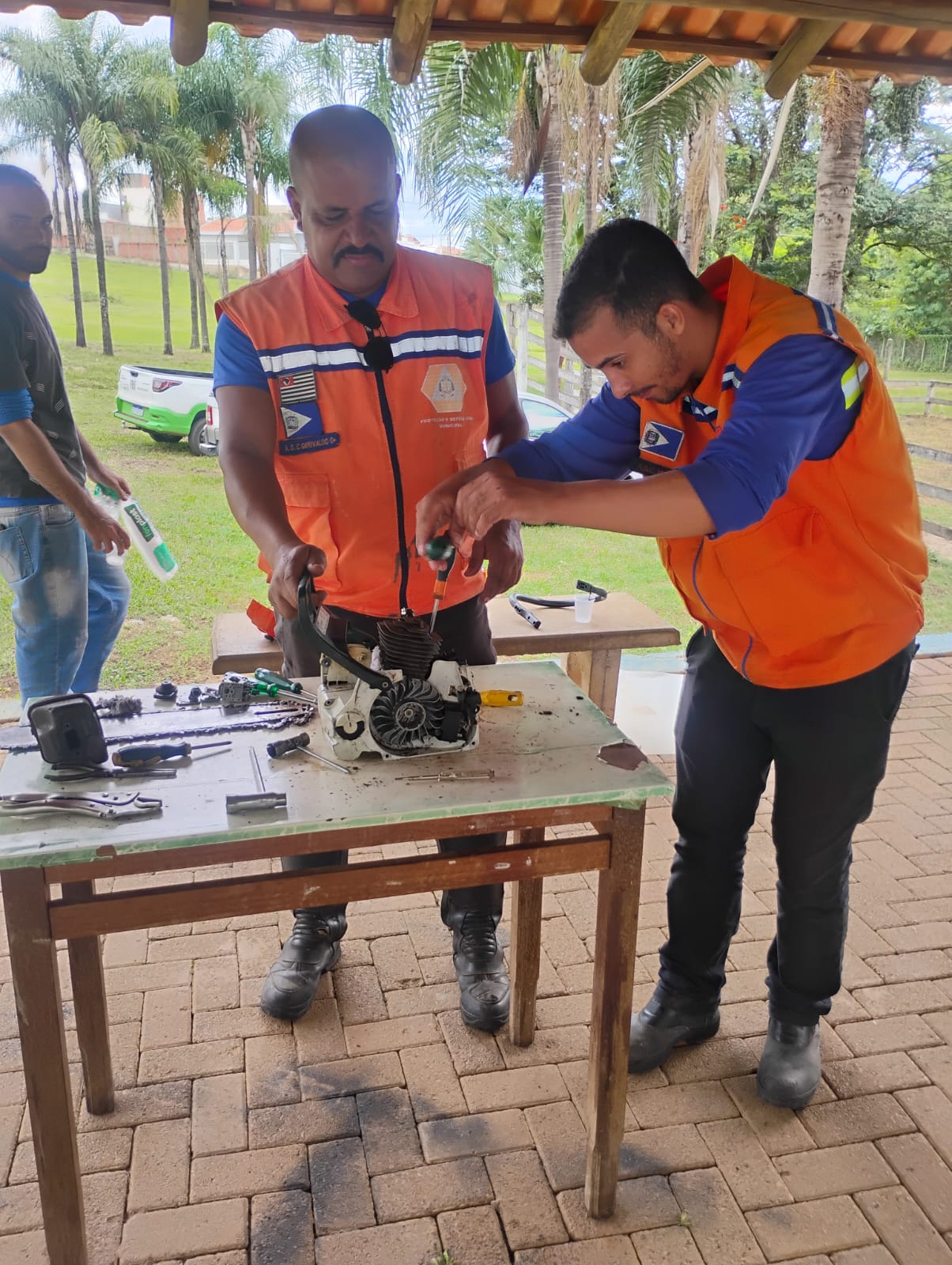 📌 Prefeitura de Ibaté realiza curso de operador de motosserra para capacitação de servidores