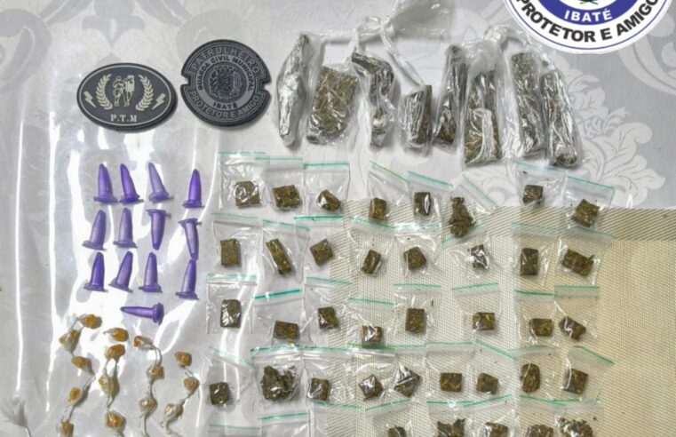 🚨 Ação rápida da GCM resulta na apreensão de drogas em área de mata no bairro Antônio Moreira