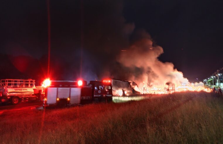 🚨 Acidente entre caminhões deixa um morto e dois feridos na rodovia Washington Luís, em Ibaté