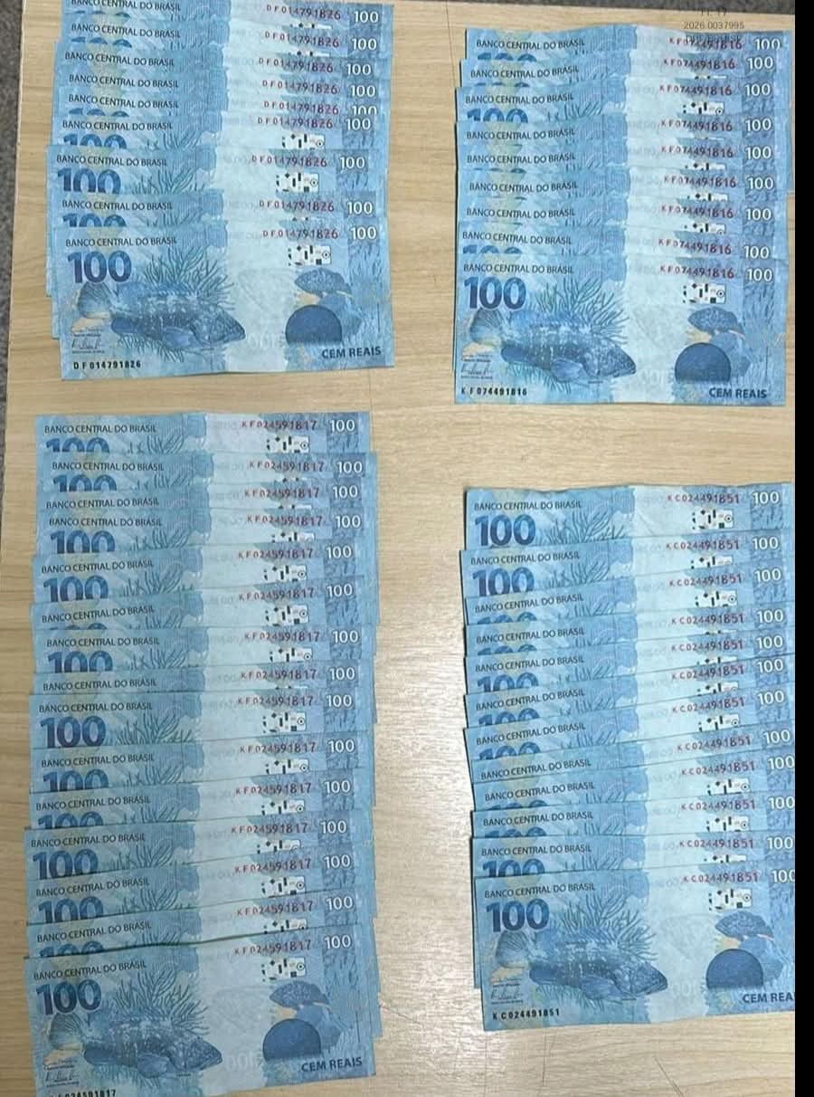 🚨 Dupla é presa na SP-215 após comprar iPhone com notas falsas