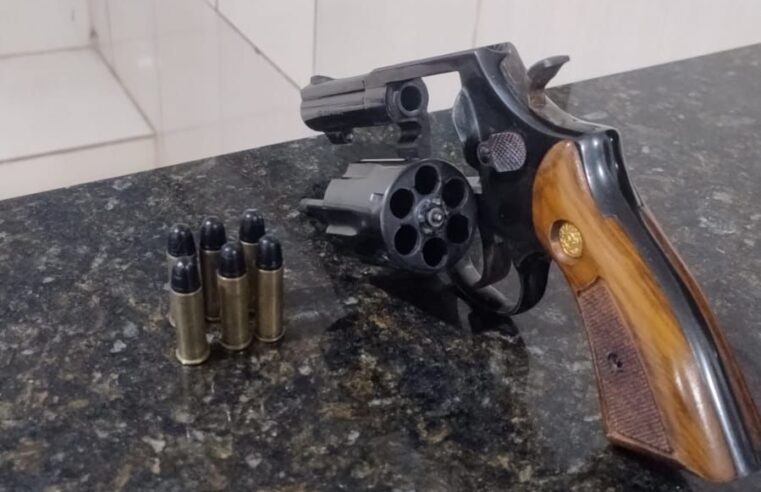 🚨 Forças de segurança apreendem arma de fogo após denúncia em ibaté