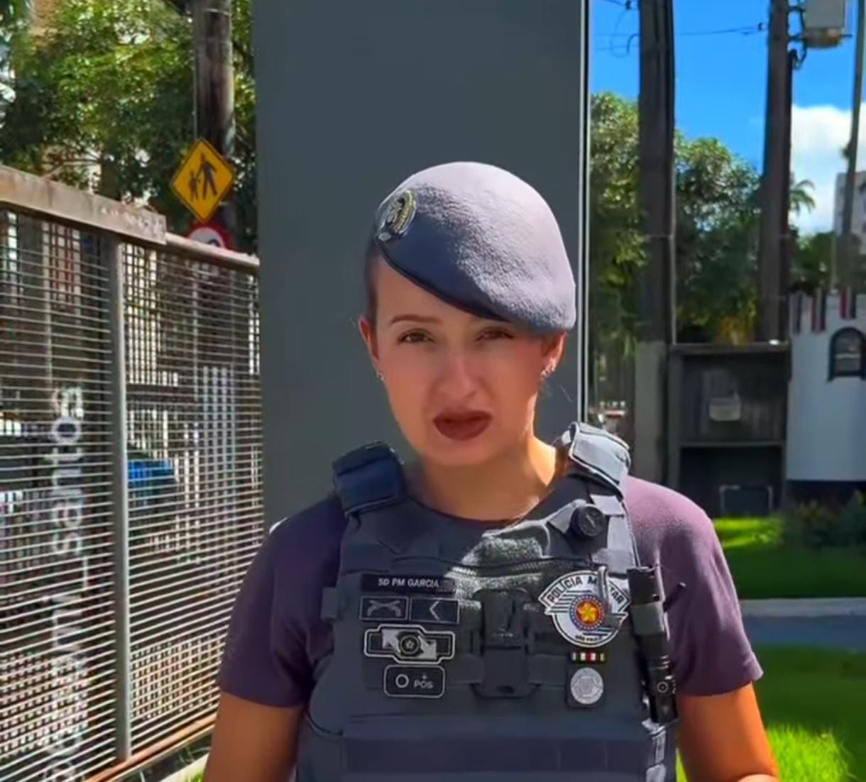 👮‍♀️Hoje a homenagem da página Rota das Notícias vai para elas que encaram qualquer situação sem perder a postura e ainda conseguem impor respeito só com a presença! 👮🏻‍♀️🚔💙