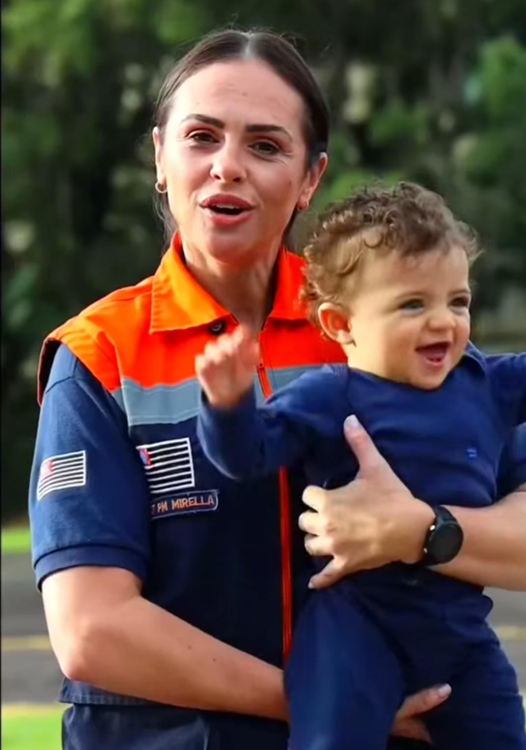 Neste Dia das Mães, a Defesa Civil presta uma homenagem especial a todas as mulheres que, com amor, coragem e dedicação, conciliam a missão de cuidar de suas famílias com o compromisso de proteger vidas.