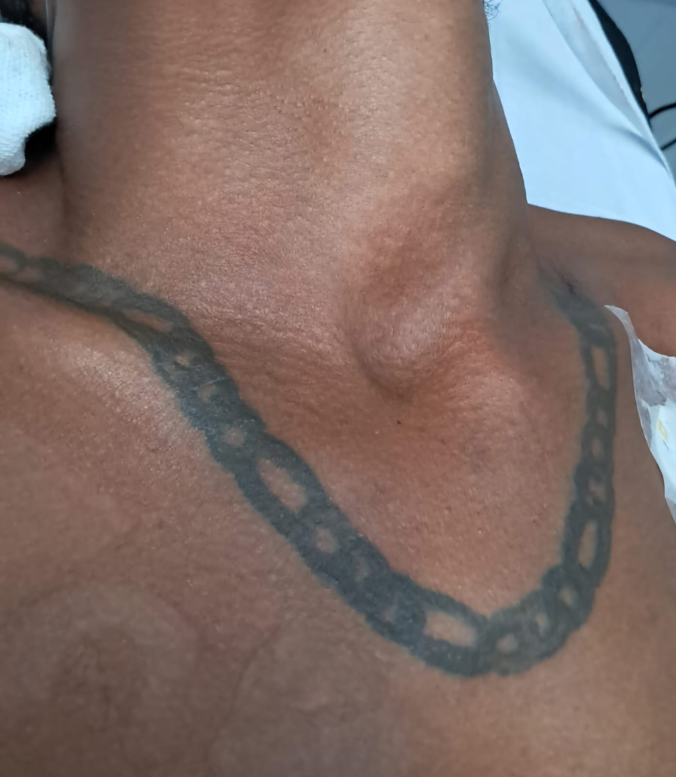 🚨 Hospital de Ibaté procura familiares de homem encontrado inconsciente na região central