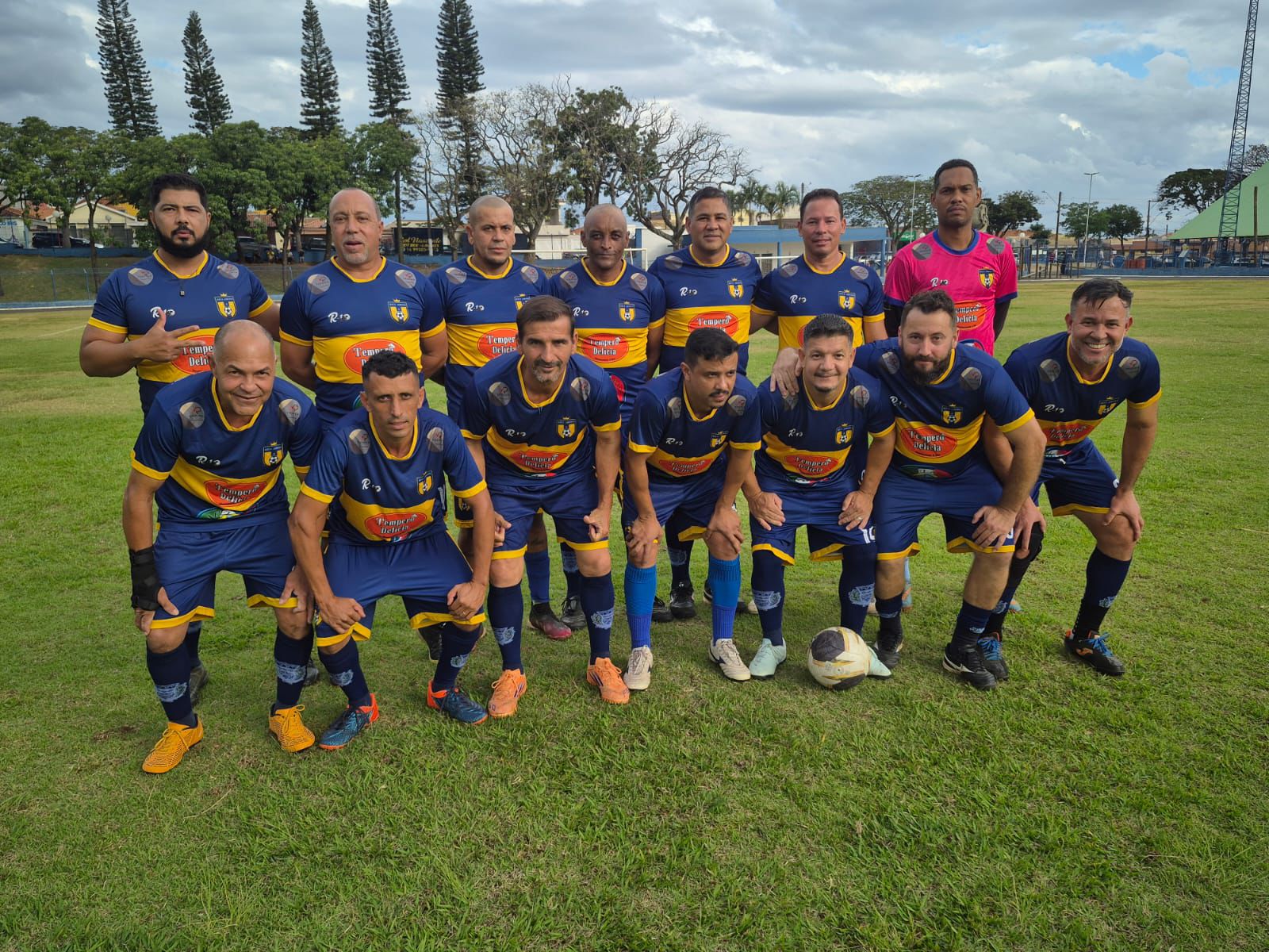 📌 Ibaté e Ferroviária empatam em amistoso de veteranos no Estádio Municipal