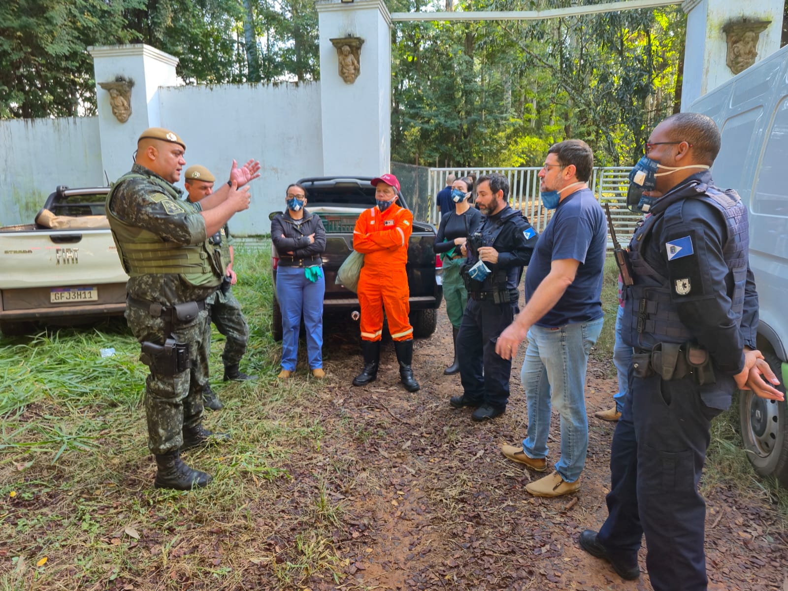 🚨 Força-tarefa resgata mais de 140 animais vítimas de maus-tratos em Ibaté
