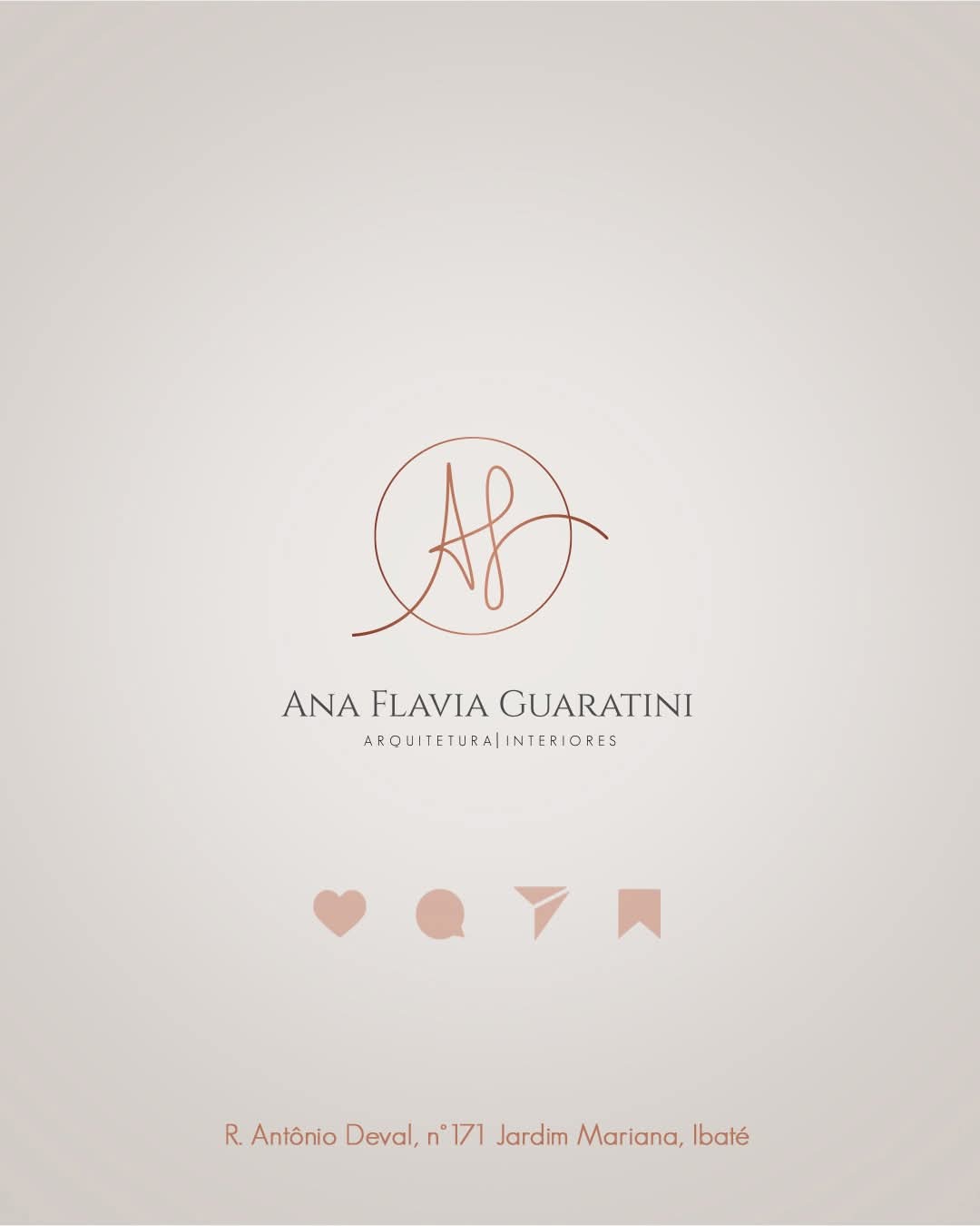 📌 A arquiteta Ana Flávia Guaratini explica que uma dúvida muito comum entre clientes é acreditar que a presença do arquiteto na obra significa, automaticamente, que ele está gerenciando toda a execução. Mas existem diferenças importantes entre acompanhamento técnico e gerenciamento de obra.