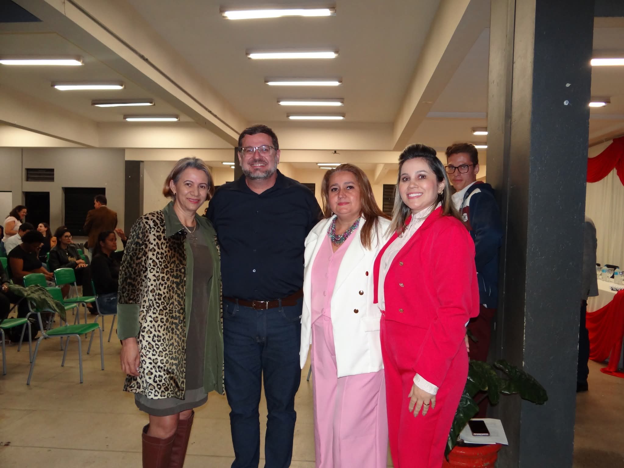 📌 Escola Estadual Segundo Carlos Lopes se destaca ao sediar audiência pública “Ibaté por Elas”
