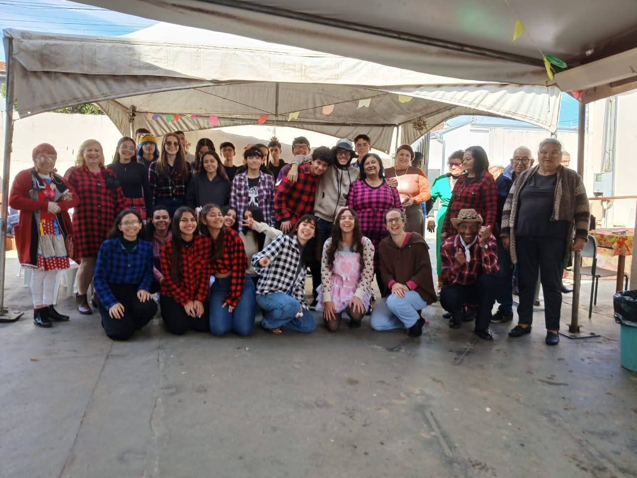 🌽 Festa Junina da Casa do Idoso de Ibaté celebra alegria, carinho e integração entre gerações 🌽