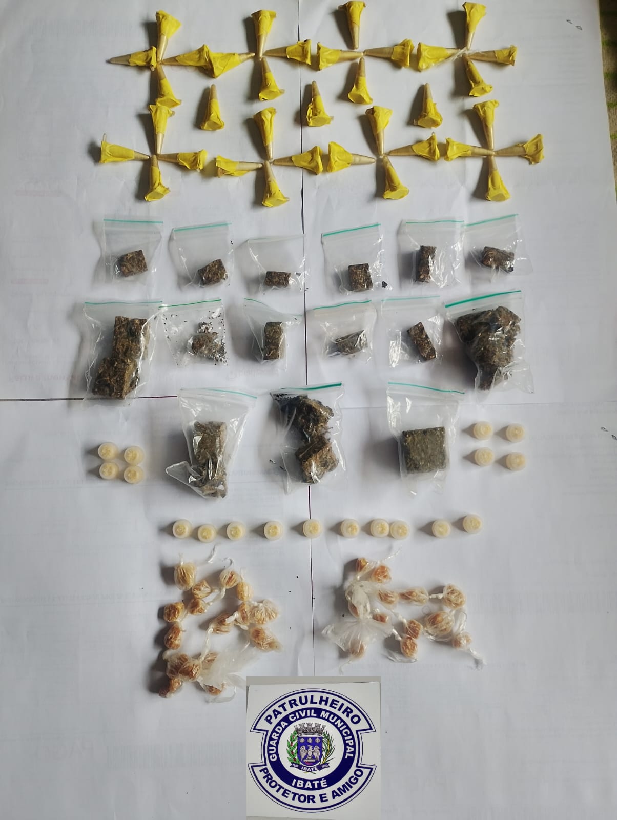🚨 Guarda Municipal apreende drogas escondidas em praça no Jardim Cruzado, em Ibaté