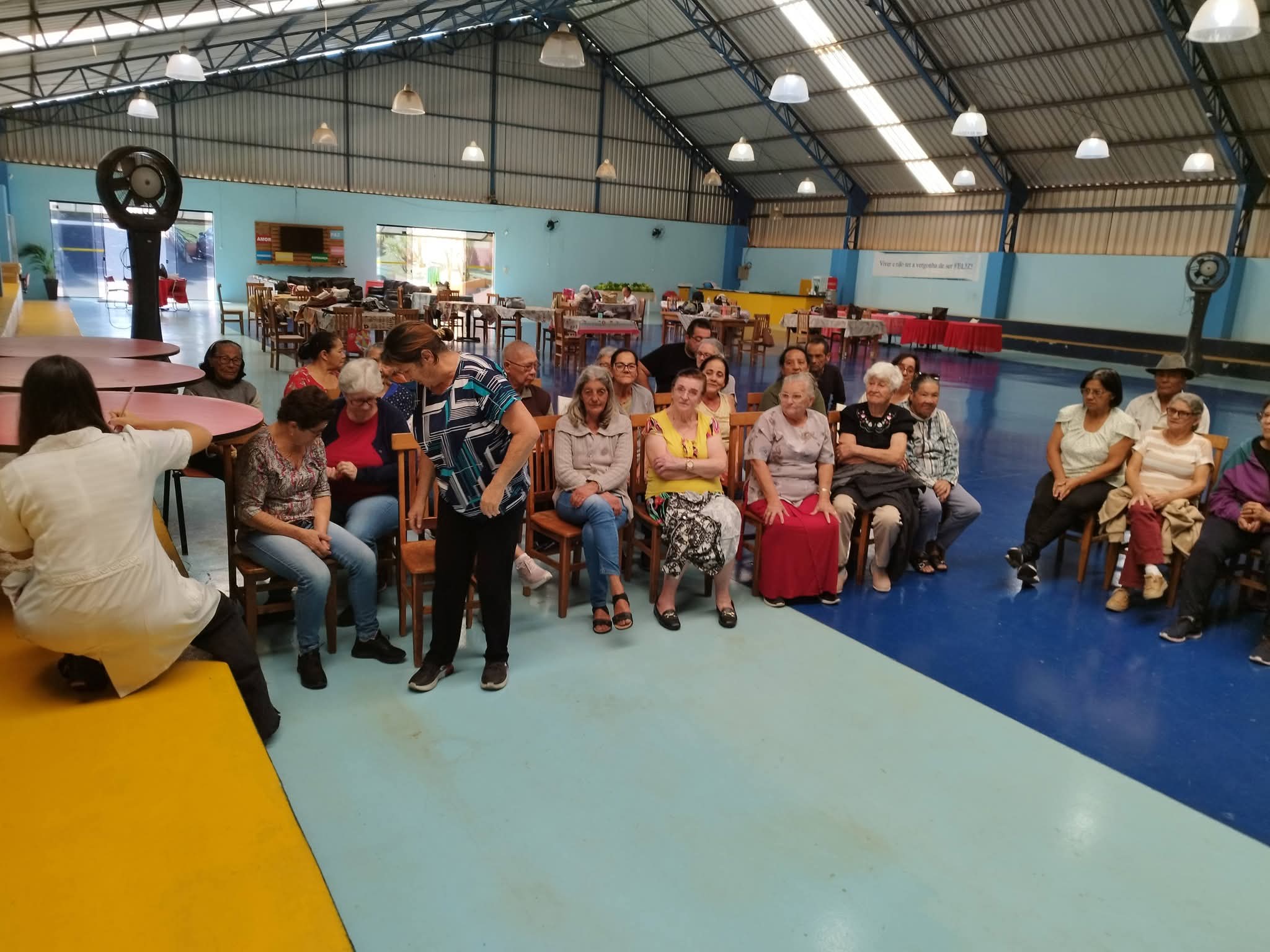 📌 Com amor e dedicação, trabalho transforma a vida dos idosos e fortalece memórias