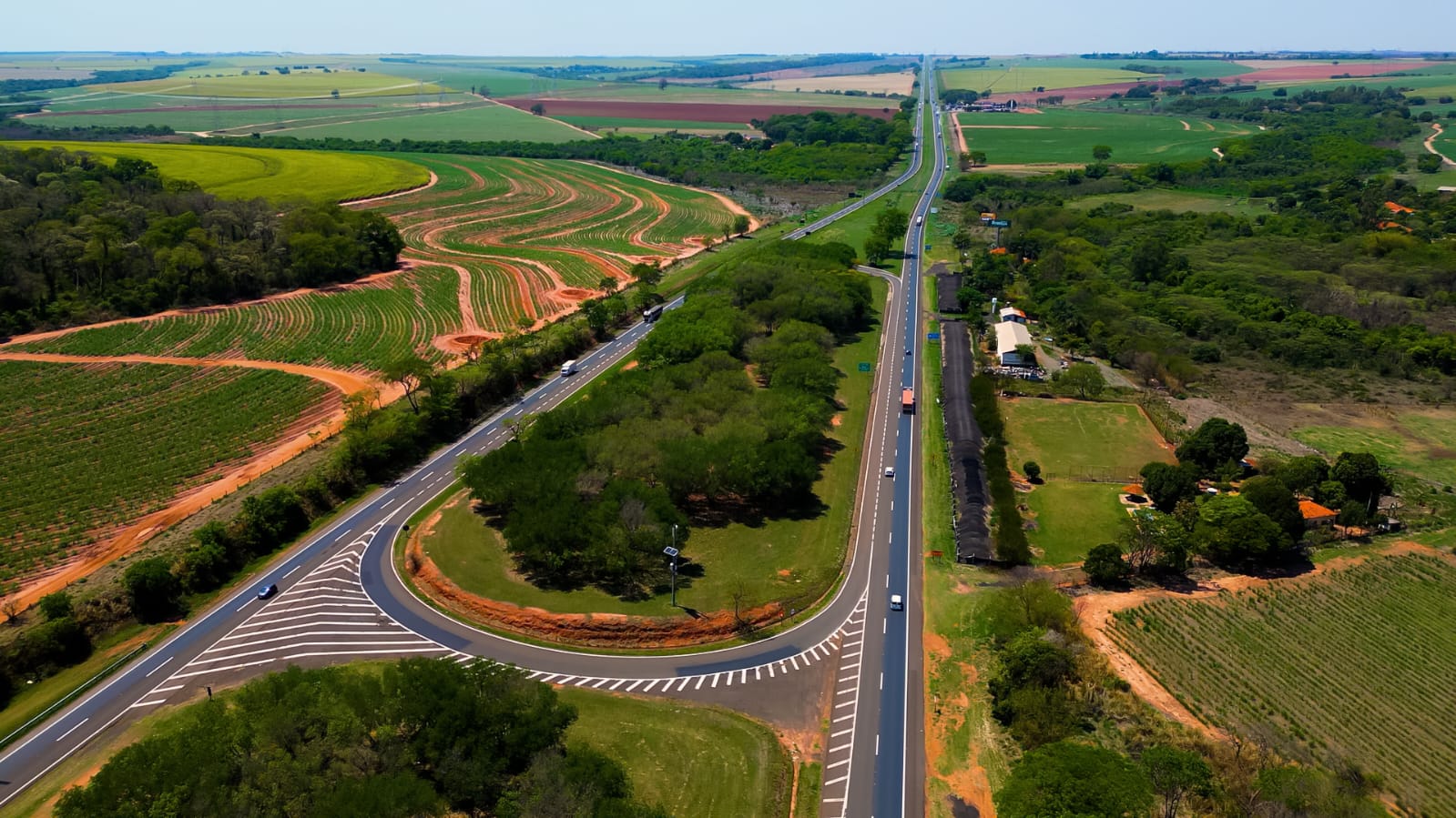 📌 Feriado de 9 de Julho e férias escolares devem movimentar mais de 711 mil veículos nas rodovias da Ecovias Noroeste Paulista