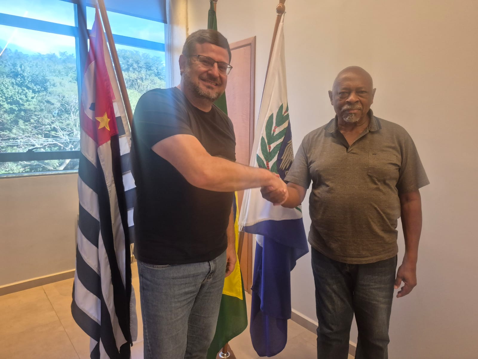 📌 Prefeitura de Ibaté assina acordo coletivo e garante reajuste salarial e novos benefícios aos servidores