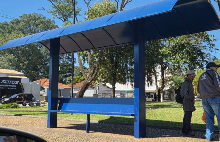 📌 PREFEITURA DE IBATÉ INTENSIFICA REFORMAS EM PONTOS DE ÔNIBUS E GARANTE MAIS CONFORTO À POPULAÇÃO