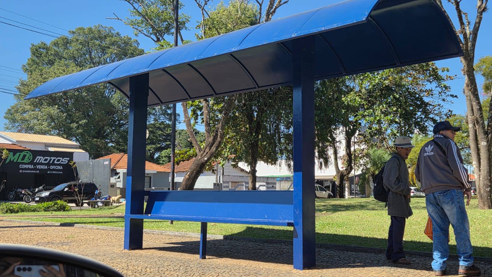 📌 PREFEITURA DE IBATÉ INTENSIFICA REFORMAS EM PONTOS DE ÔNIBUS E GARANTE MAIS CONFORTO À POPULAÇÃO