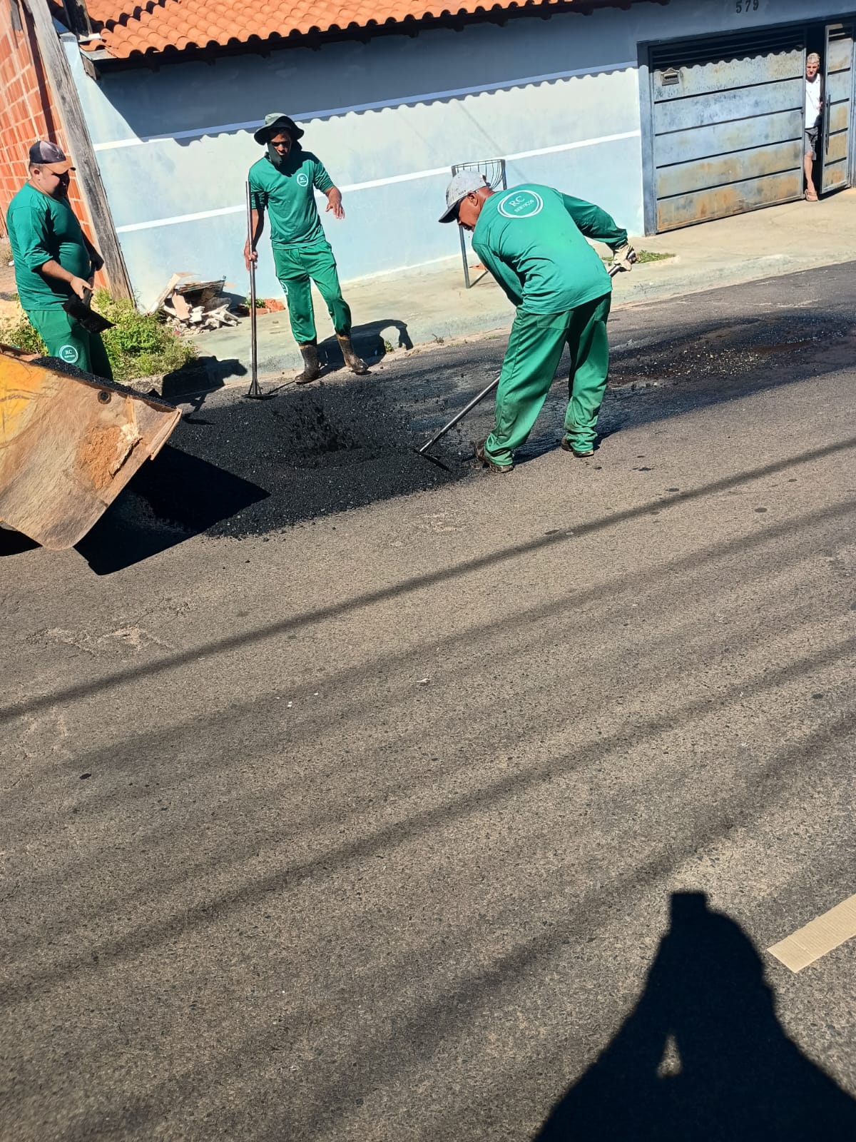 📌 PREFEITURA DE IBATÉ INTENSIFICA OPERAÇÃO TAPA-BURACOS E AVANÇA EM DIVERSOS BAIRROS DA CIDADE