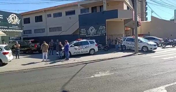 🚨 Urgente: homem é encontrado morto com tiro na cabeça em Araraquara