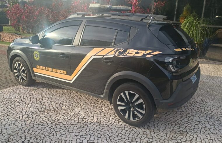 🚨 Guarda Civil Municipal captura procurado por tráfico de drogas no Jardim Nossa Senhora Aparecida, em Ibaté