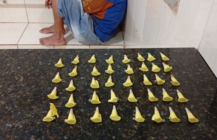 🚨 GCM apreende 39 pinos de cocaína durante abordagem no Jardim Cruzado