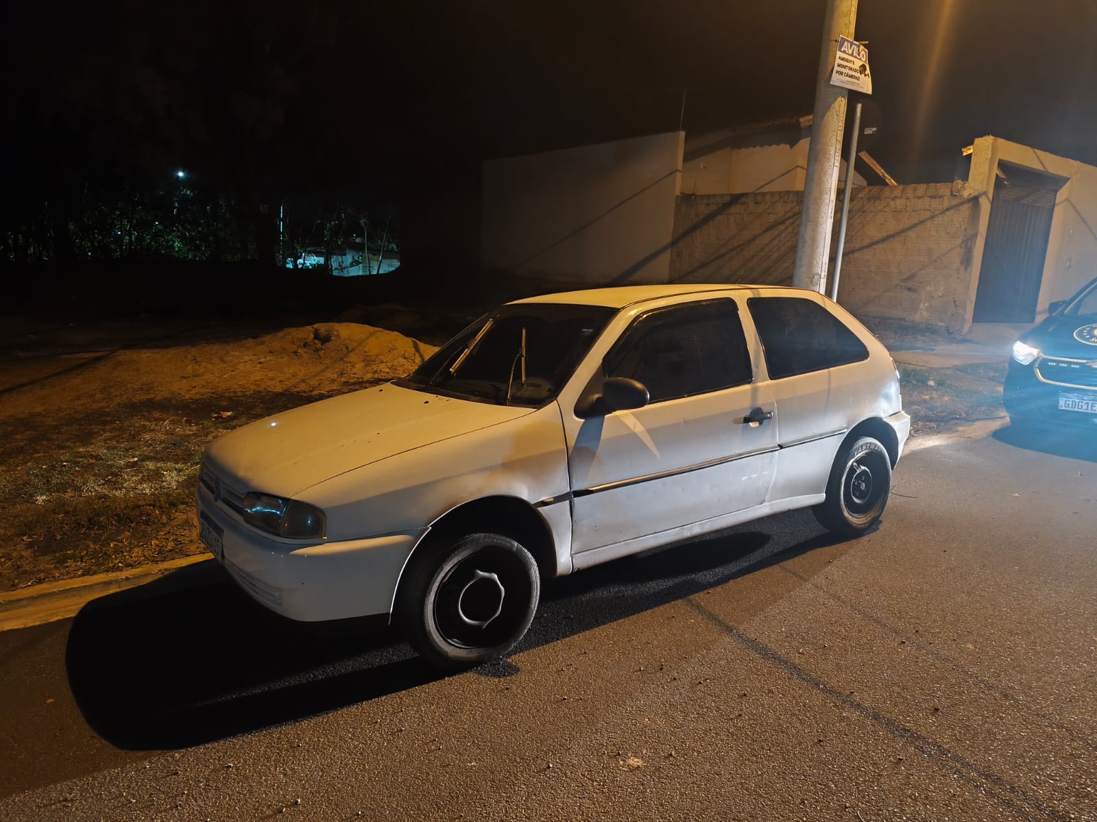 🚨 Guarda Municipal localiza veículo furtado em Ibaté no Residencial Itatiaia, em São Carlos