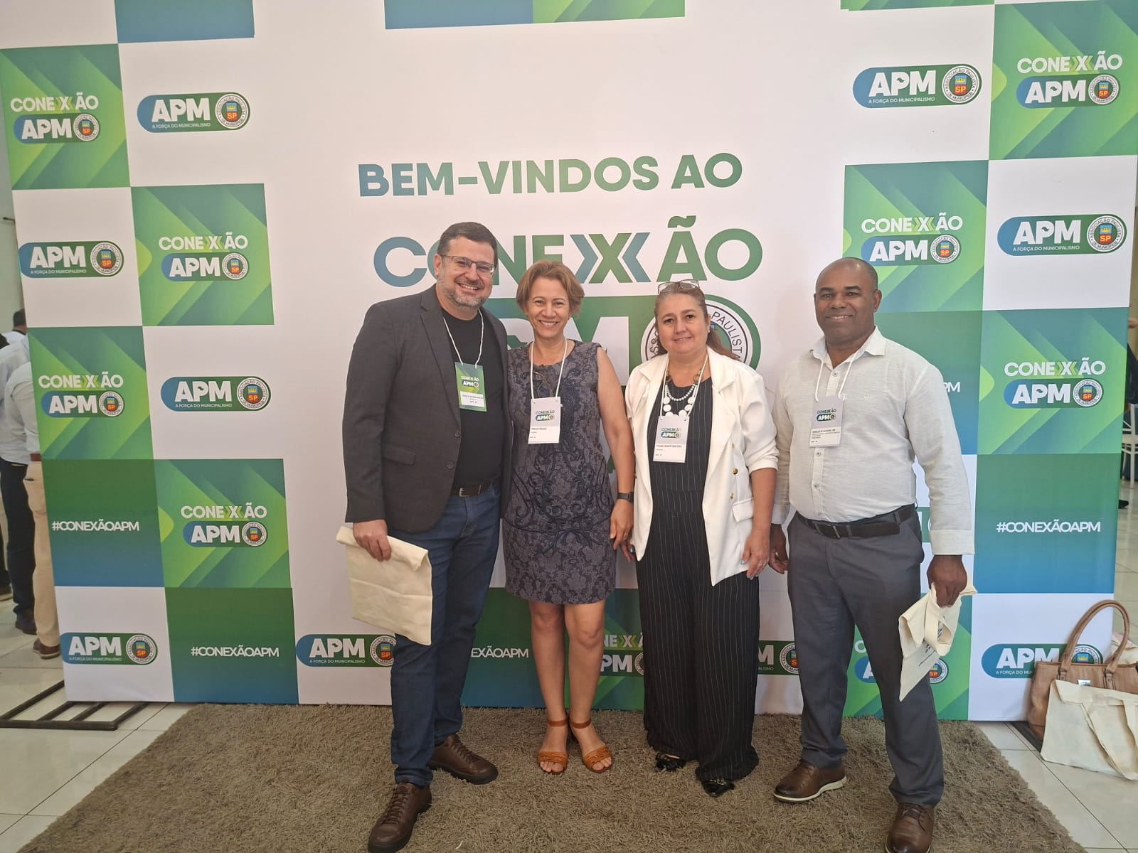 📌 Prefeitura e Câmara de Ibaté participam do Conexão APM em São Carlos