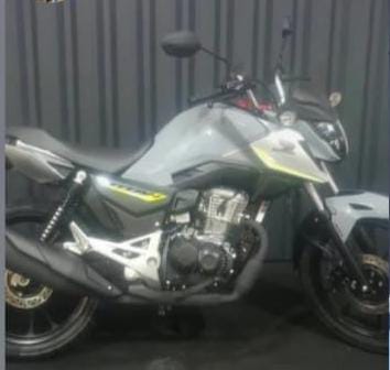 🚨 Motocicleta é furtada no Distrito Industrial de Ibaté e proprietária pede ajuda