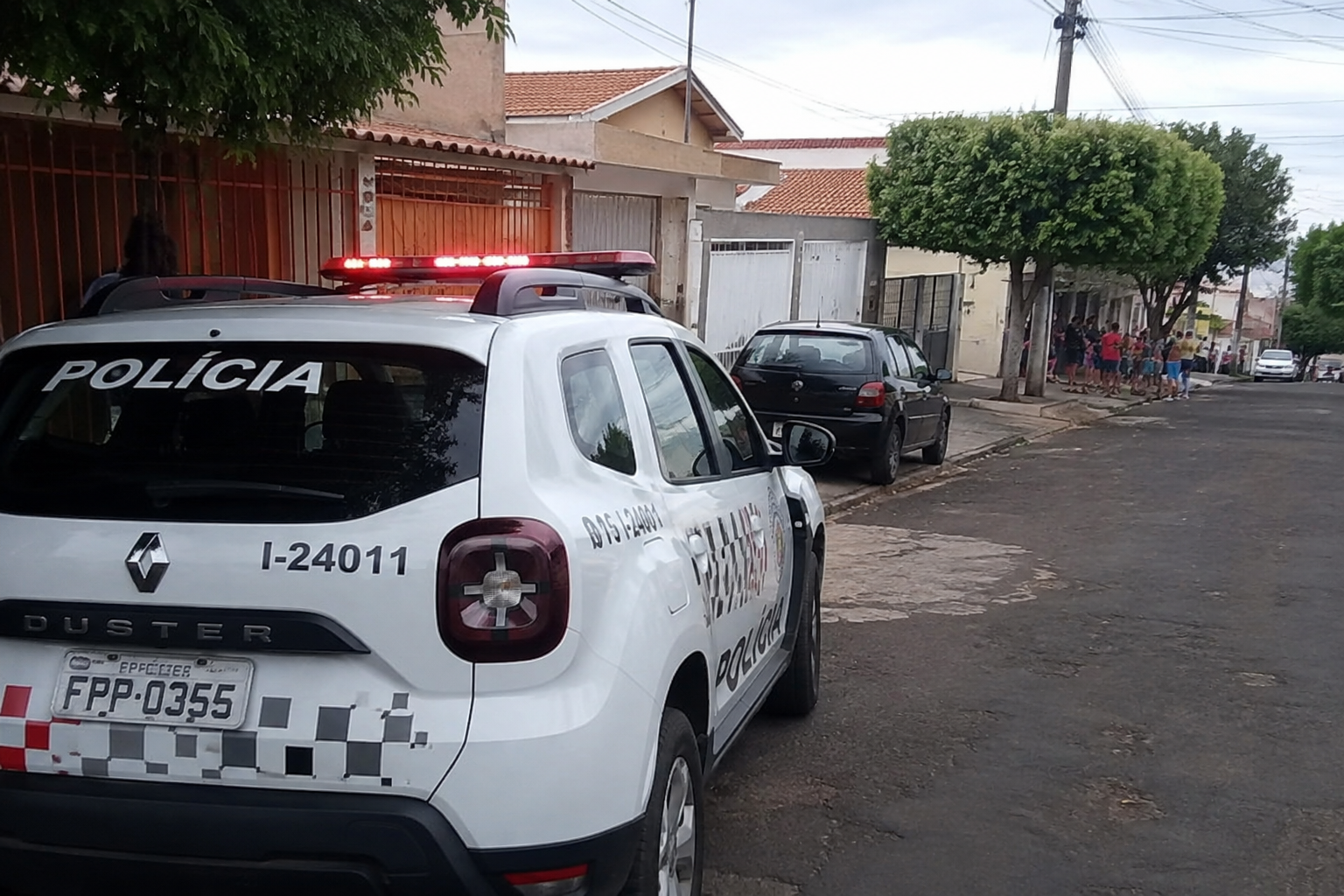 🚨 Tragédia em Agudos: menino de dois anos morre após ser atacado por cão da própria família