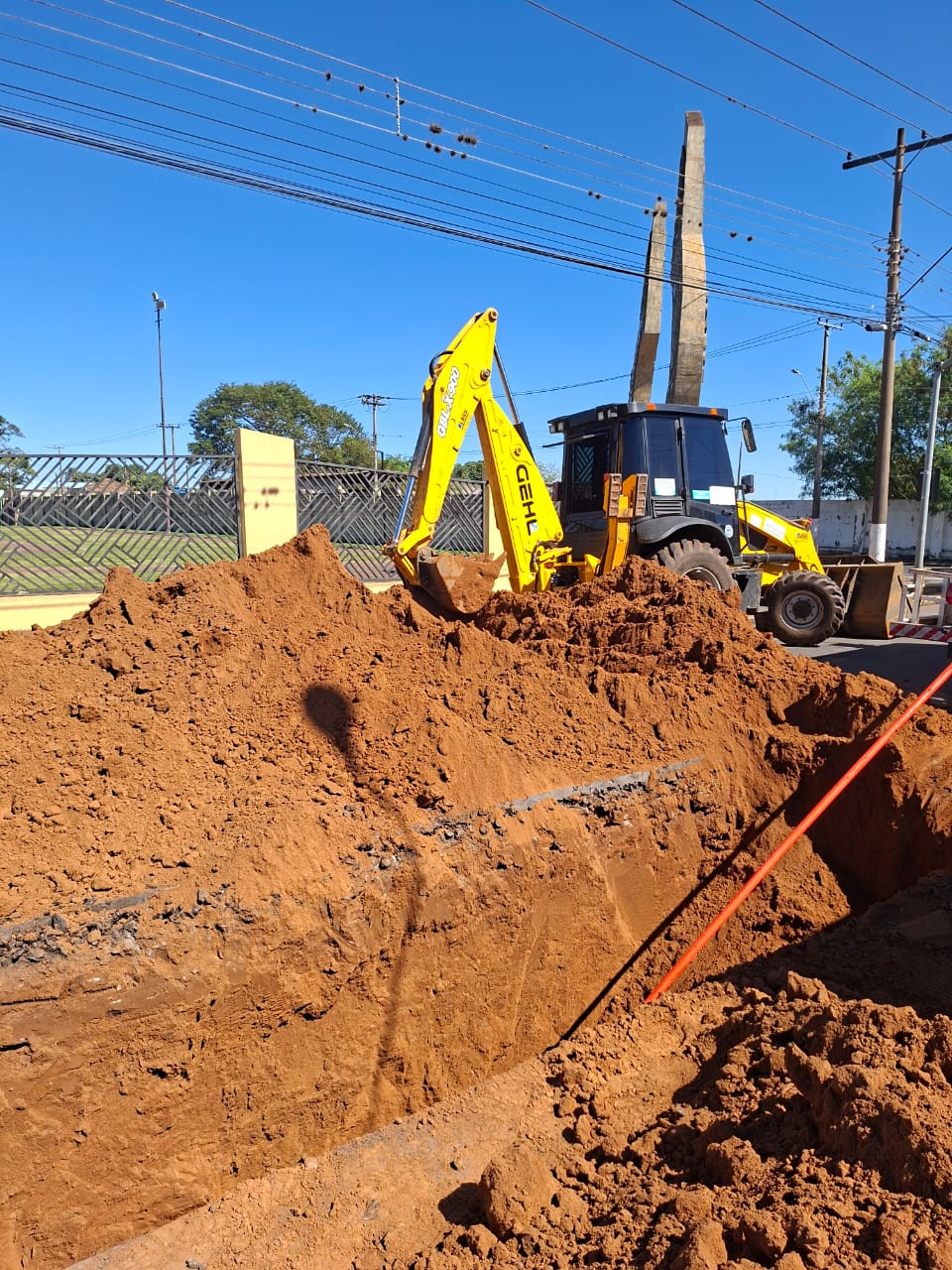 🚧 AVENIDA SÃO JOÃO É INTERDITADA TEMPORARIAMENTE PARA MANUTENÇÃO NA REDE DE ESGOTO