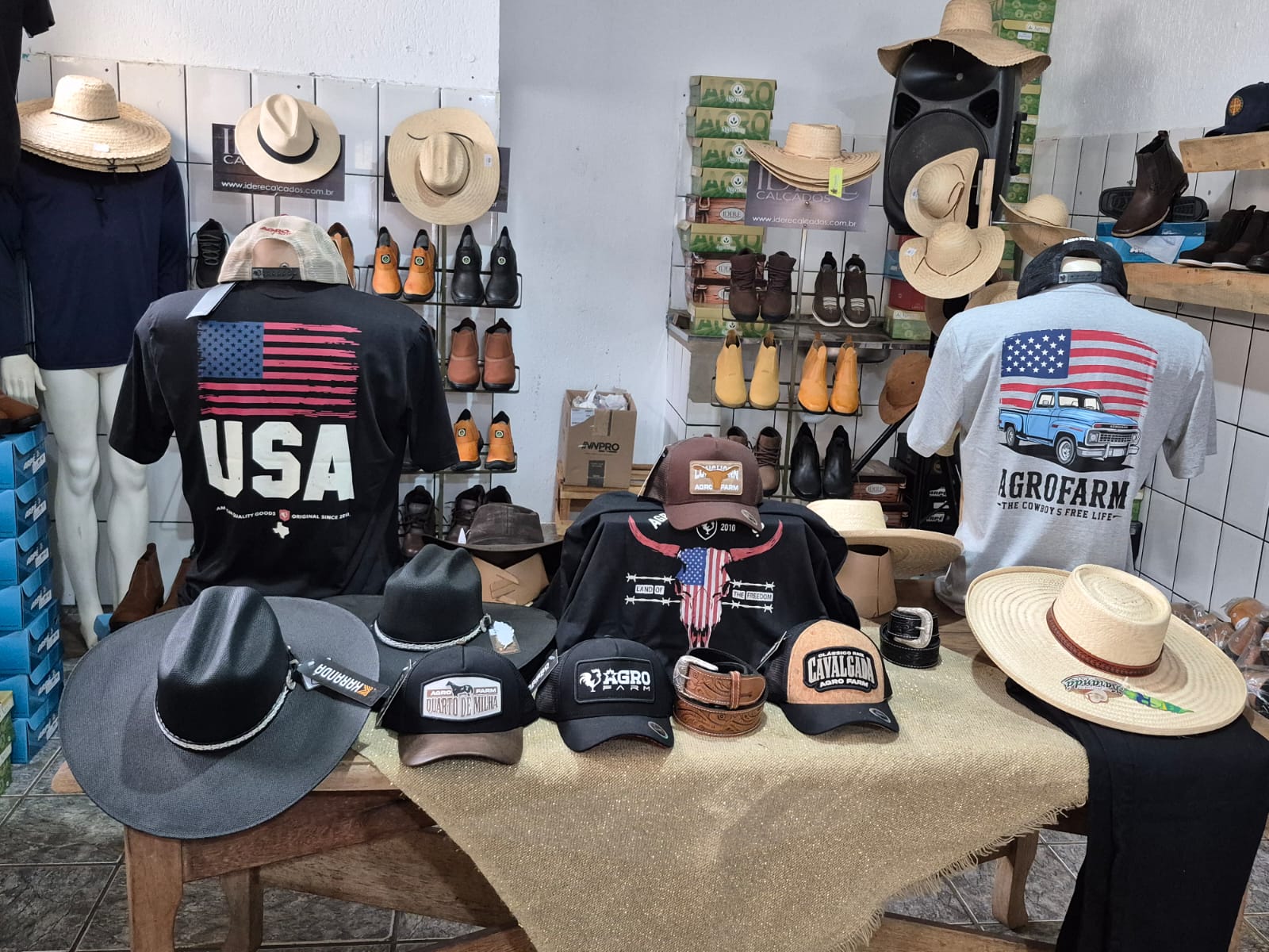📌 AgroTexas oferece linha country completa em Ibaté