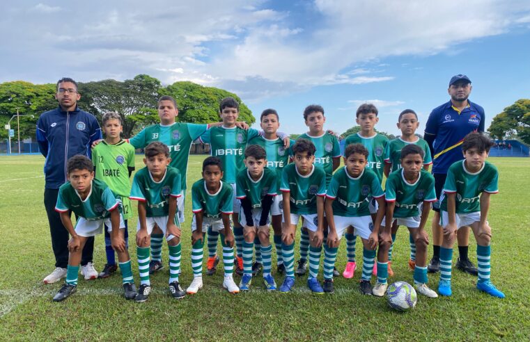 📌 Jovens atletas de Ibaté entram em campo pelo Estadual de Futebol 2026