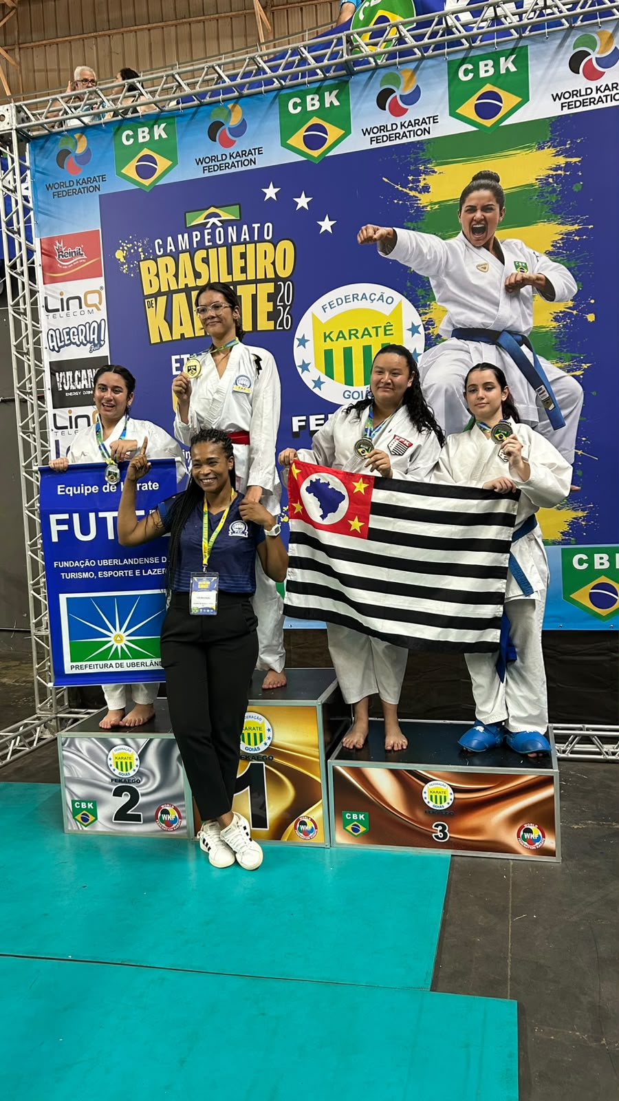 🥋 Ibaté brilha no Brasil: atletas conquistam três medalhas e avançam às finais do Karatê