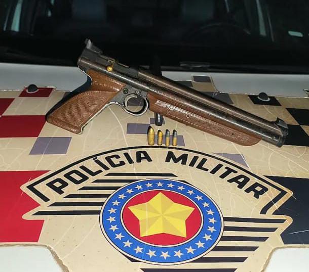 🚨 Arma artesanal e munições são apreendidas durante ação da Ronda Escolar no Ipê Mirim