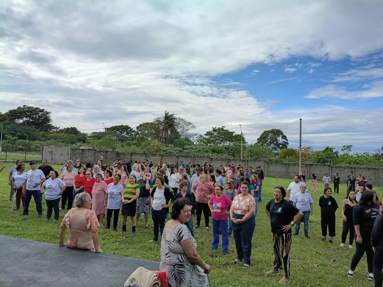 📌 Idosos de Ibaté participam de encontro com estudantes da ETEC e vivenciam momentos de integração