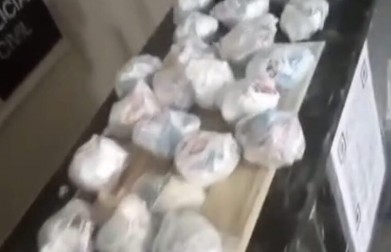 A Guarda Municipal de Ibaté apreendeu uma grande quantidade de entorpecentes na noite desta sexta-feira, dia 9 de outubro de 2026, durante patrulhamento preventivo pela Rua João Menzani.