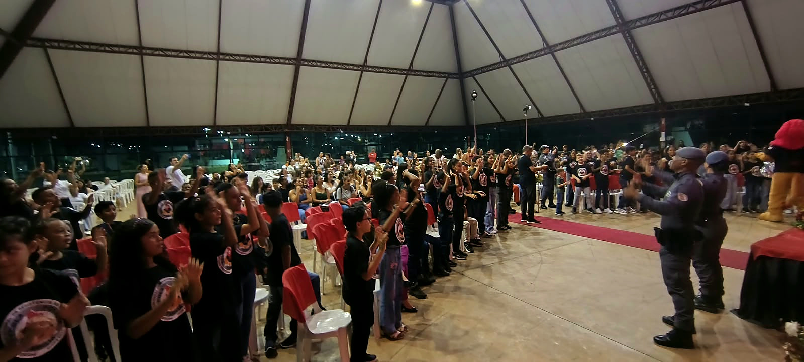 📌 IBATÉ REALIZA FORMATURA DO PROERD E REFORÇA A PREVENÇÃO ÀS DROGAS E À VIOLÊNCIA NAS ESCOLAS