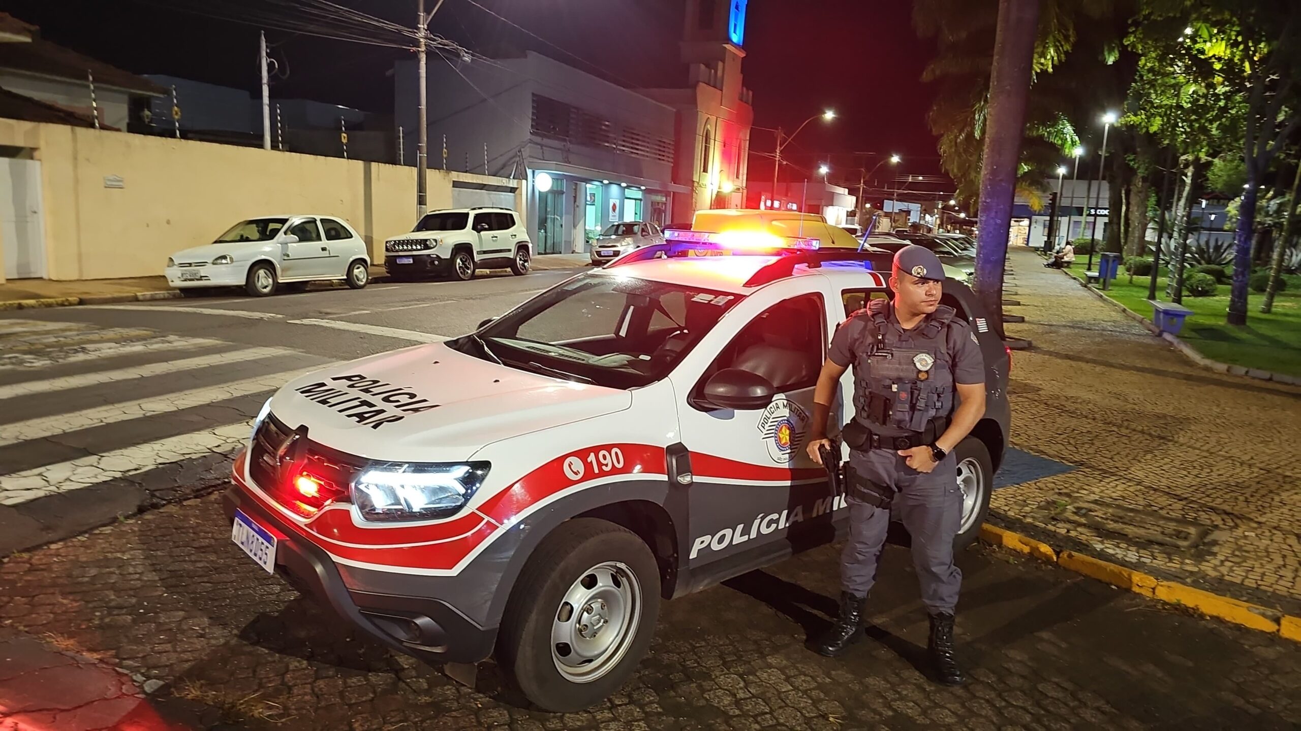 Polícia Militar intensifica patrulhamento noturno em bairros de Ibaté