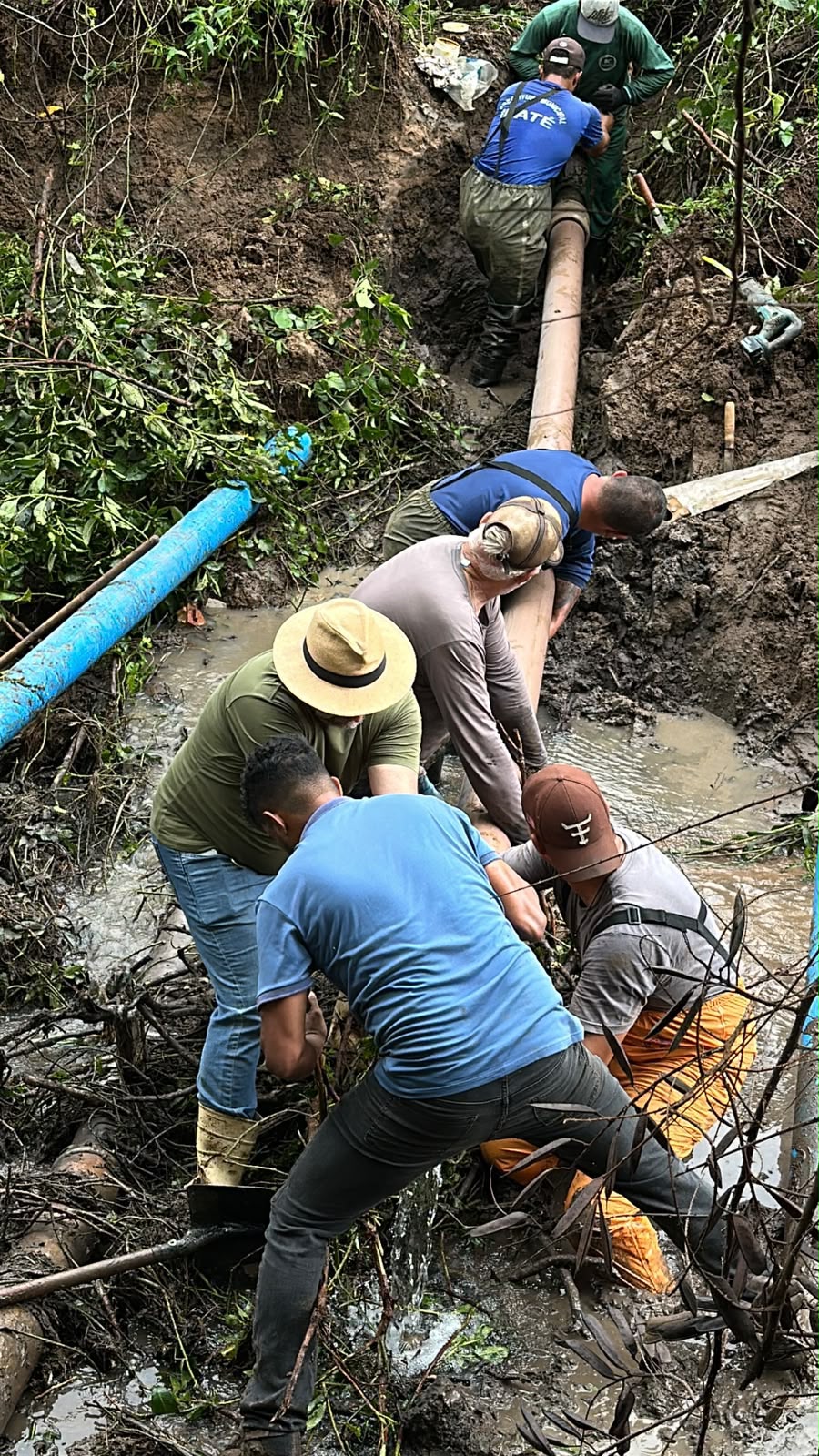 🚨 ABASTECIMENTO DE ÁGUA COMEÇA A SER NORMALIZADO EM TRÊS BAIRROS DE IBATÉ APÓS ROMPIMENTO DE ADUTORA