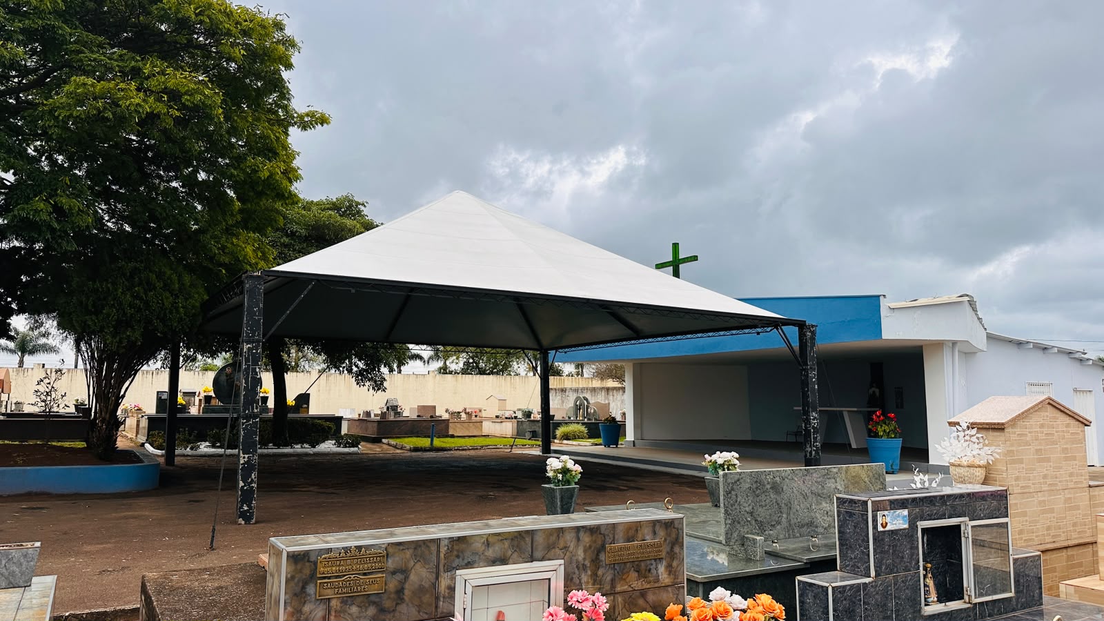 📌 DIA DE FINADOS: CEMITÉRIO DE IBATÉ TERÁ HORÁRIO ESPECIAL, QUATRO MISSAS E ESTRUTURA COBERTA PARA RECEBER VISITANTES