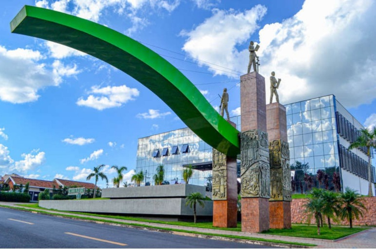 🚨 ATENÇÃO, IBATÉ! SAIBA O QUE ABRE E FECHA NO FERIADO DE FINADOS NESTA SEGUNDA-FEIRA (02/11)!